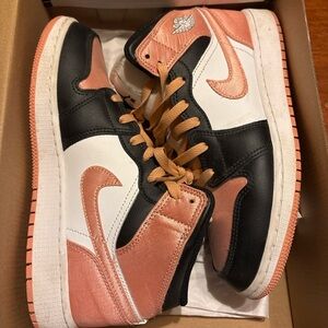 Nike Air Jordan 1 Mid Black White Pink 6.5Y (women’s 8)